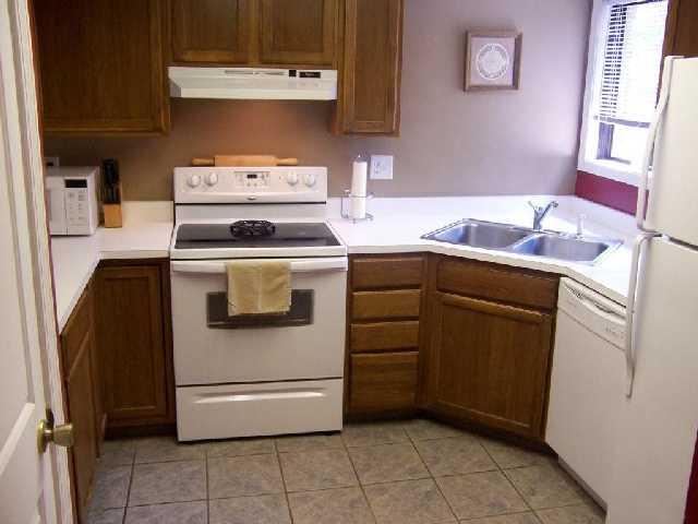 89 Lookout Ridge Drive, Unit E3 Columbus, IN 47201 - Photo 3 of 12 Gallery Image 3