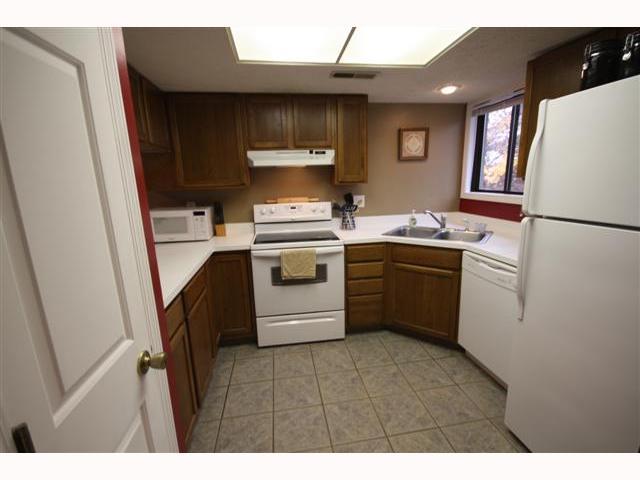 89 Lookout Ridge Drive, Unit E3 Columbus, IN 47201 - Photo 8 of 12 Gallery Image 8