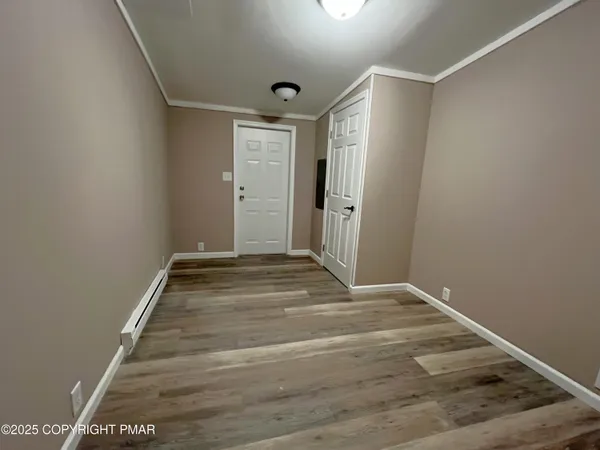 $325,000 | 655 Long Mountain Road, Effort, PA 18330