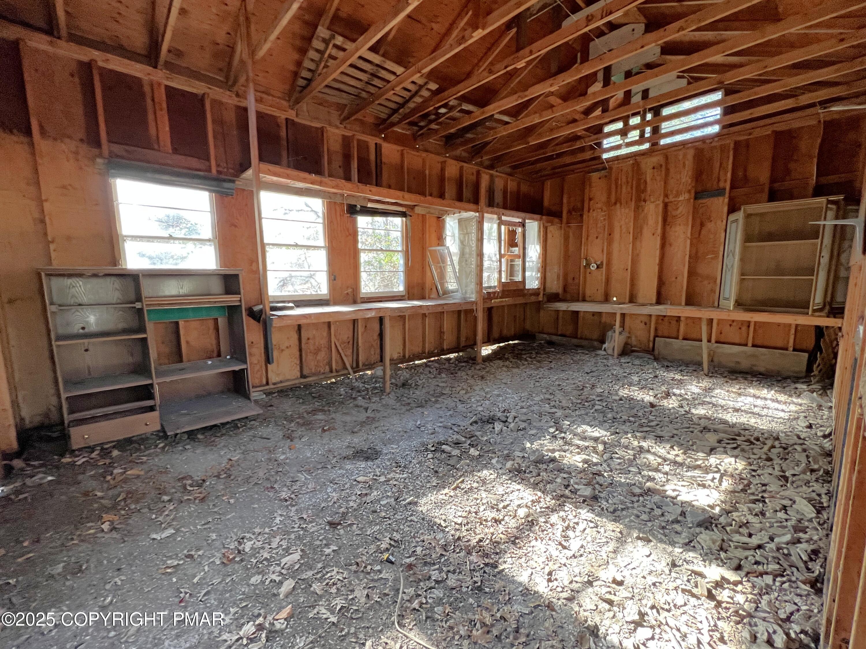 655 Long Mountain Road Effort, PA 18330 - Photo 17 of 19 Photo Nov 24 2025, 11 54 55 AM