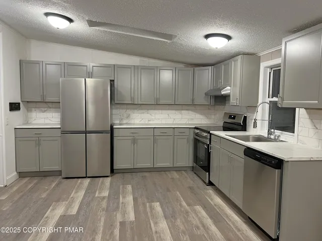 $316,170 | 655 Long Mountain Road, Effort, PA 18330