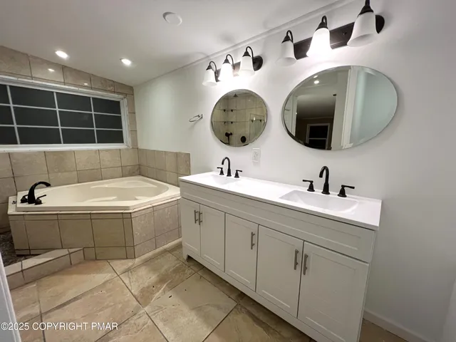 $316,170 | 655 Long Mountain Road, Effort, PA 18330