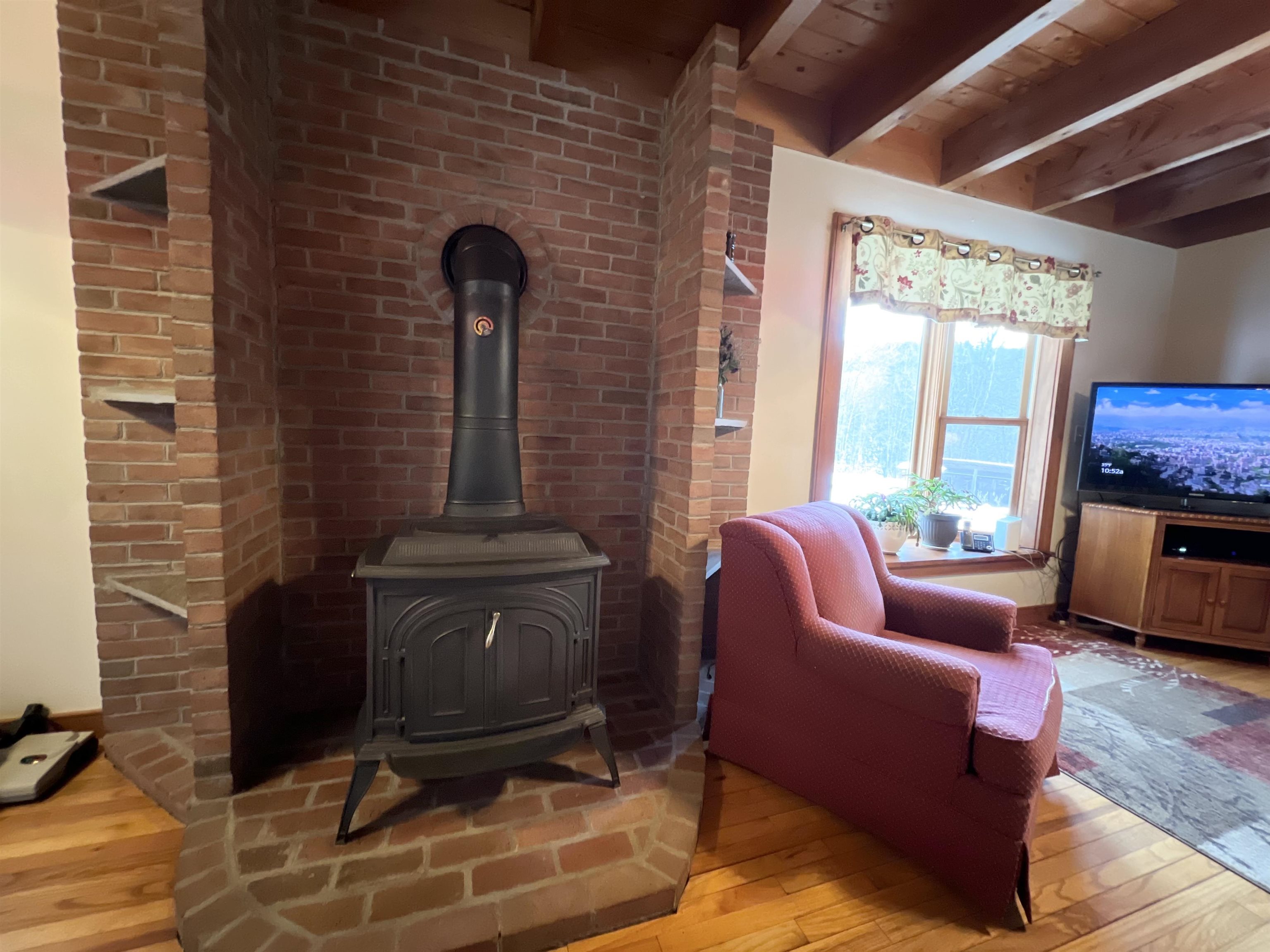 18 Deer Hill Road Newfane, VT 05351 - Photo 14 of 34