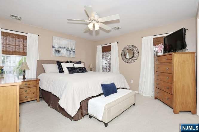 101 Quartz Lane Paterson, NJ 07501 - Photo 14 of 28