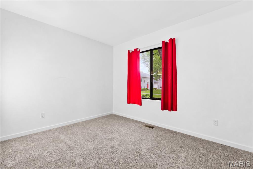 607 Linden Court O'Fallon, IL 62269 - Photo 13 of 25