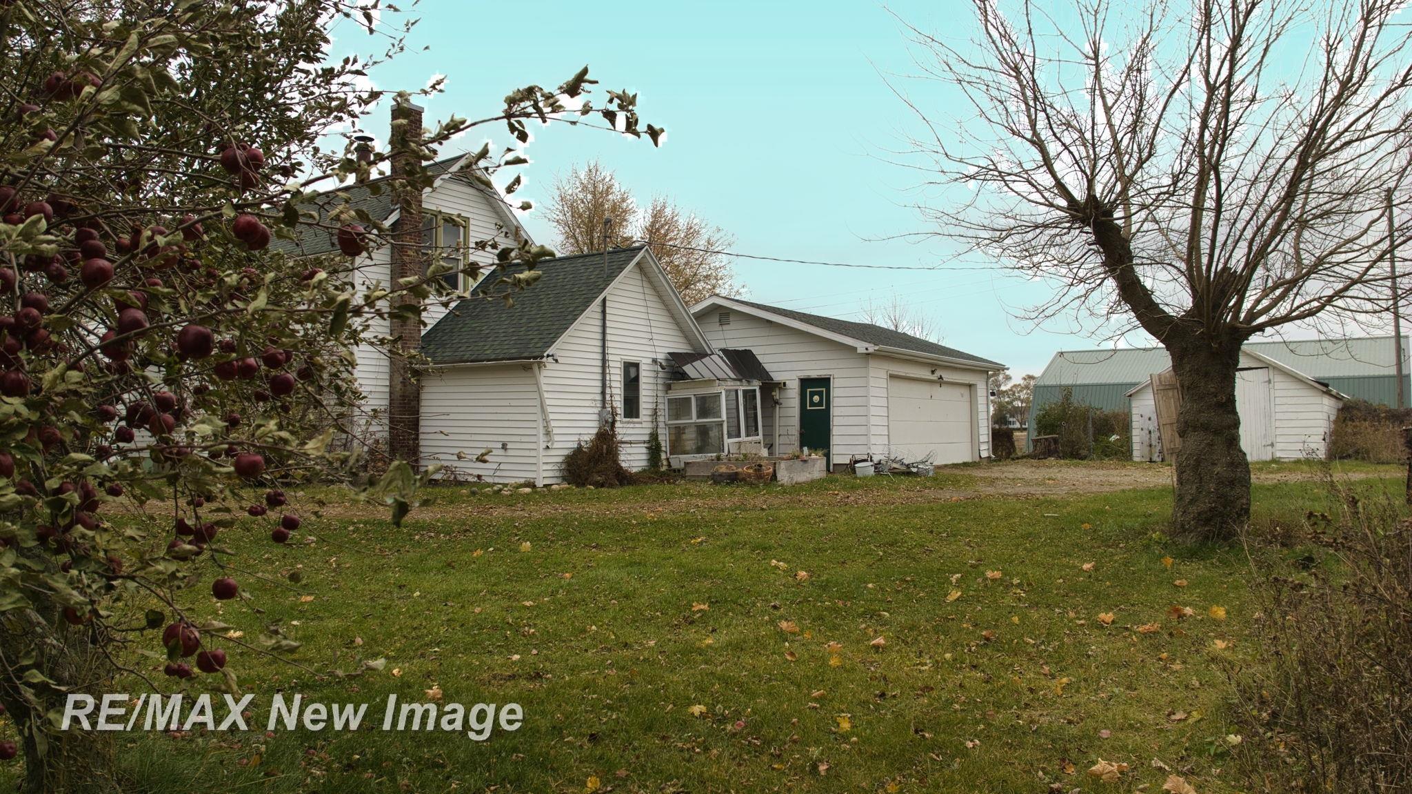 7991 Dixon Road Reese, MI 48757 - Photo 6 of 36