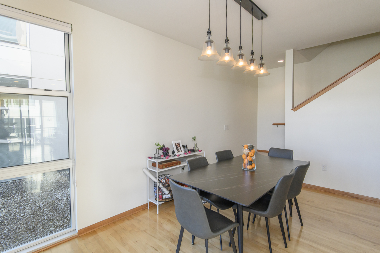 2114 North Commerce Street Milwaukee, WI 53212 - Photo 12 of 35 Contemporary Lighting