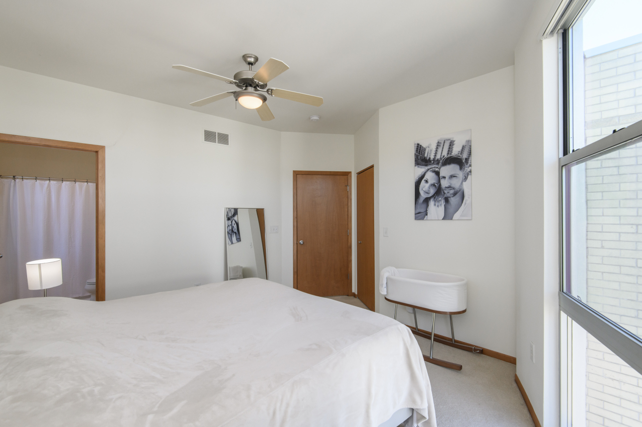 2114 North Commerce Street Milwaukee, WI 53212 - Photo 24 of 35 Primary Bedroom Suite