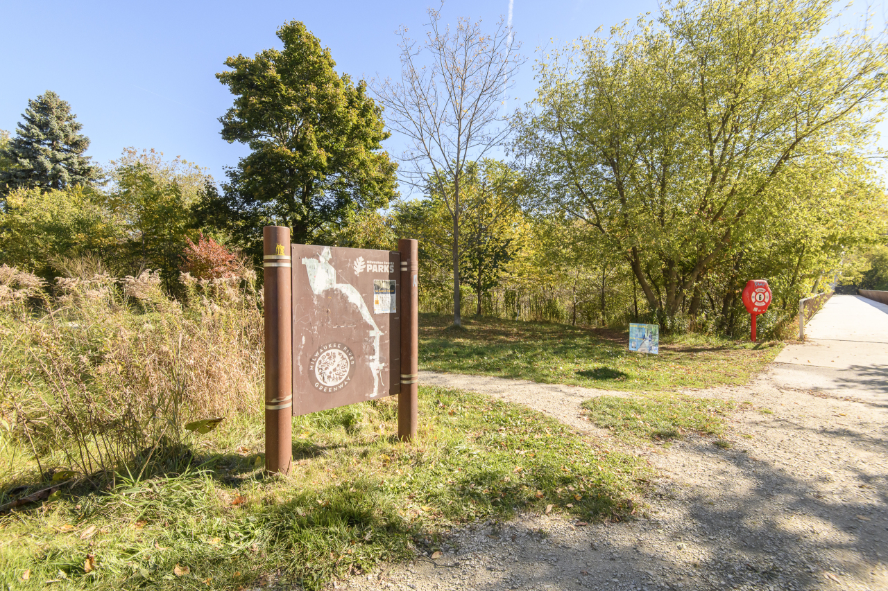 2114 North Commerce Street Milwaukee, WI 53212 - Photo 32 of 35 Nearby Recreation