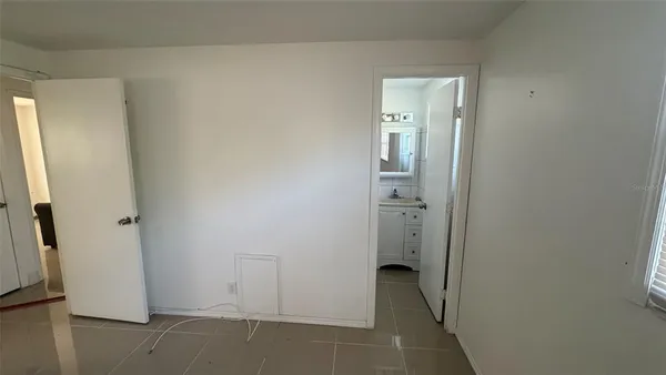 $2,500 | 6980 82nd Avenue North, Pinellas Park, FL 33781