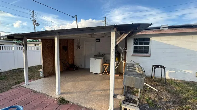 $2,500 | 6980 82nd Avenue North, Pinellas Park, FL 33781