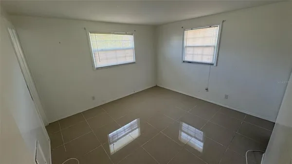 $2,500 | 6980 82nd Avenue North, Pinellas Park, FL 33781