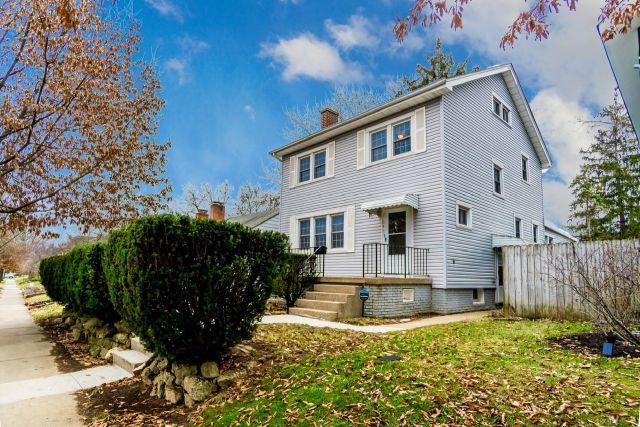 645 South Cassingham Road Bexley, OH 43209 - Photo 4 of 44