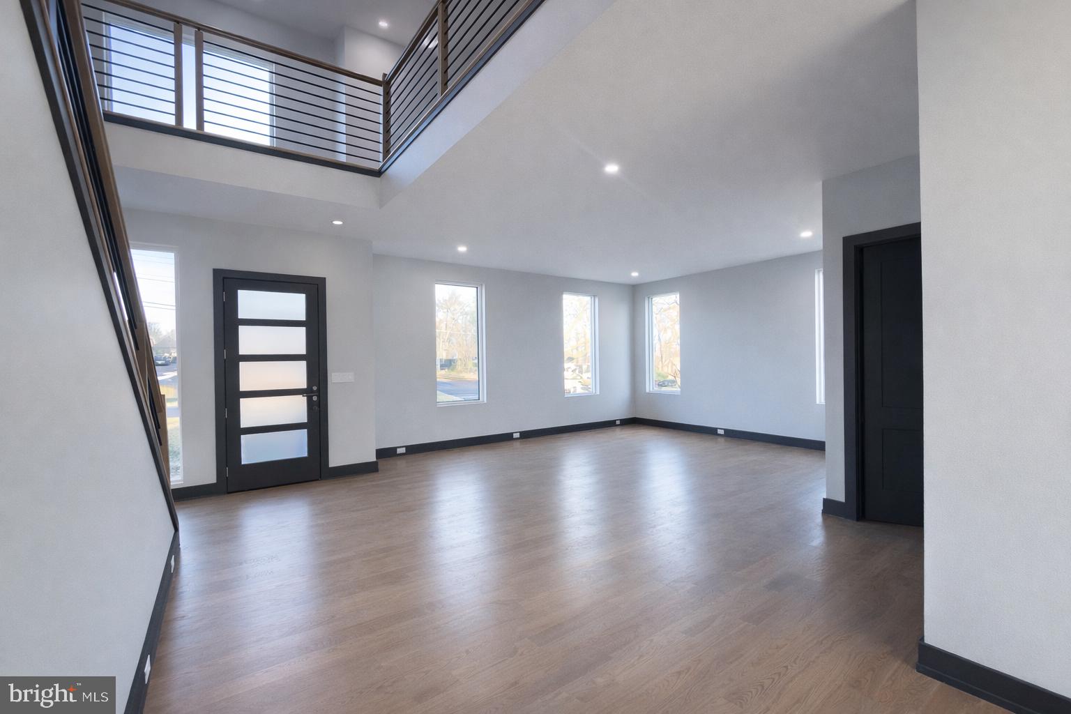 2613 Beacon Hill Road Alexandria, VA 22306 - Photo 4 of 65 Spacious, light-filled modern interior.