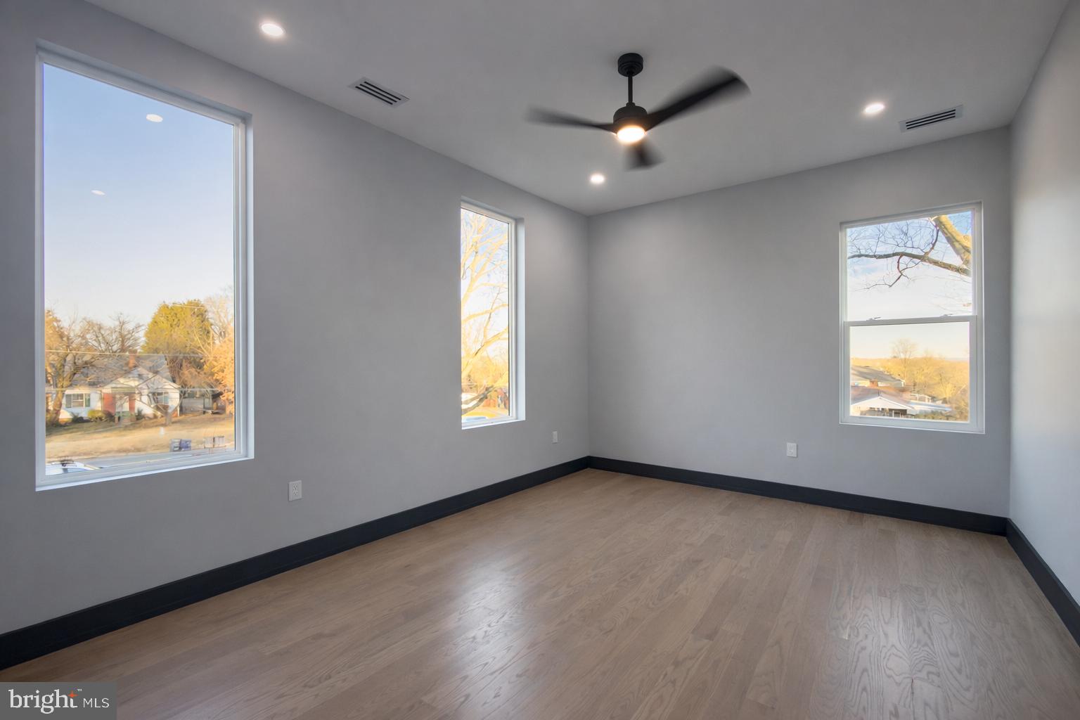 2613 Beacon Hill Road Alexandria, VA 22306 - Photo 44 of 65 Bright and airy modern space.