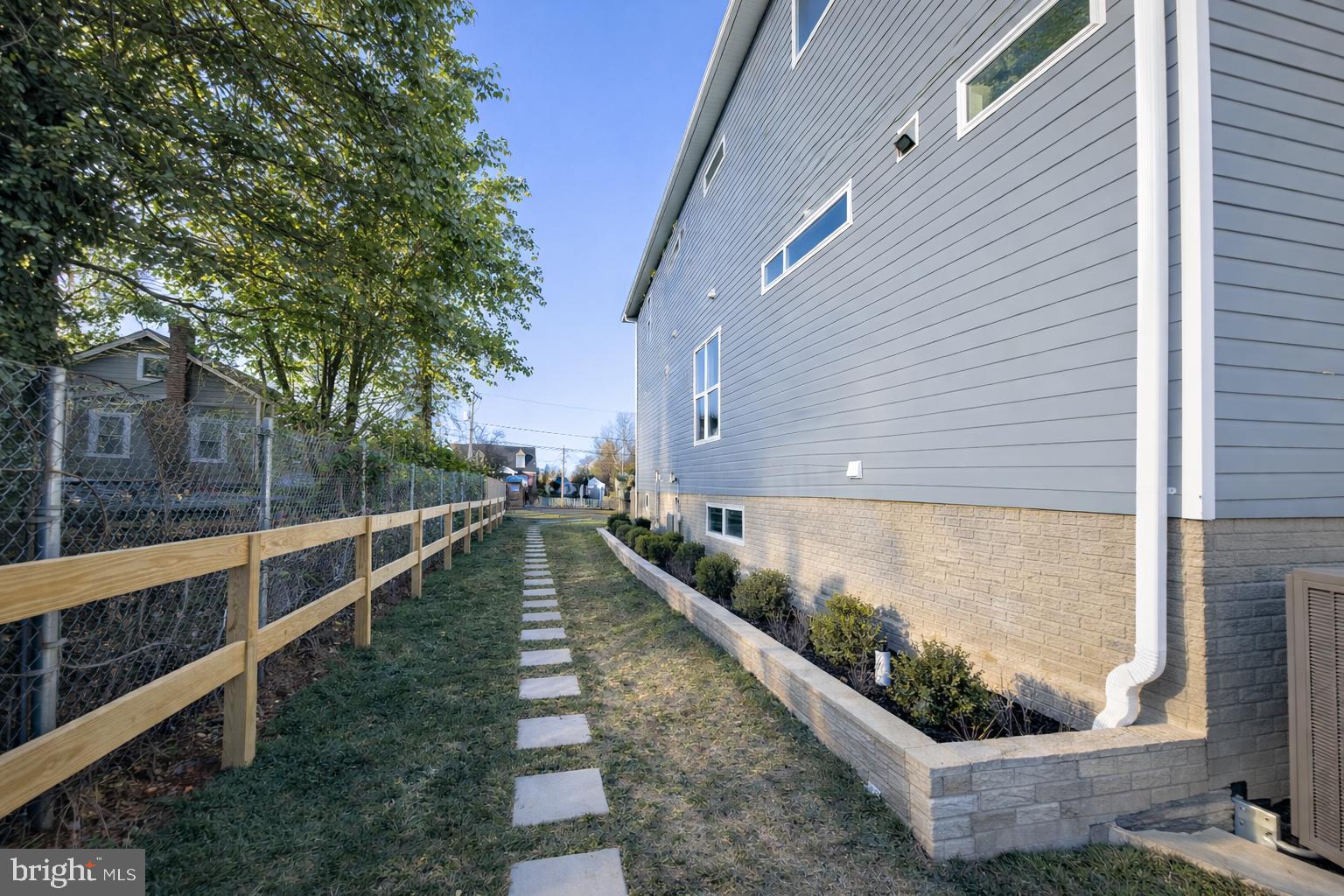 2613 Beacon Hill Road Alexandria, VA 22306 - Photo 61 of 65 Charming pathway to serene living.