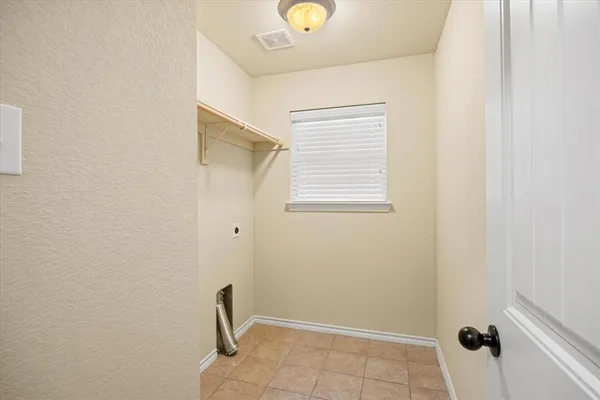$2,350 | 1728 Sully Court, Stephenville, TX 76401