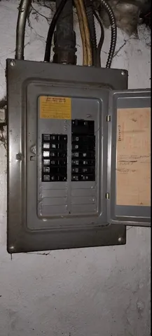 $51,900 | 928 North Avenue, Rockford, IL 61103