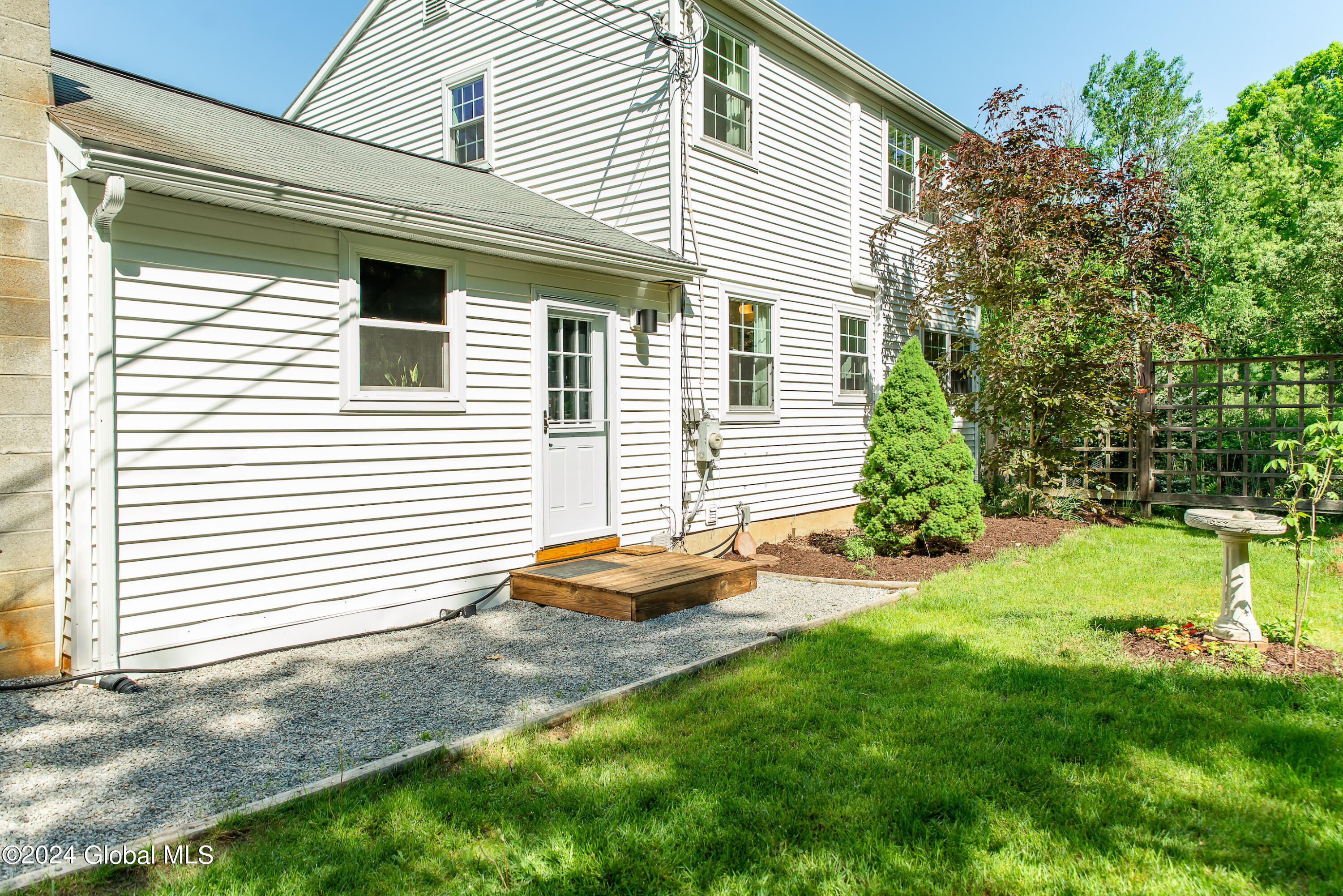 191 Cramer Road Malta, NY 12020 - Photo 32 of 41 Back of House