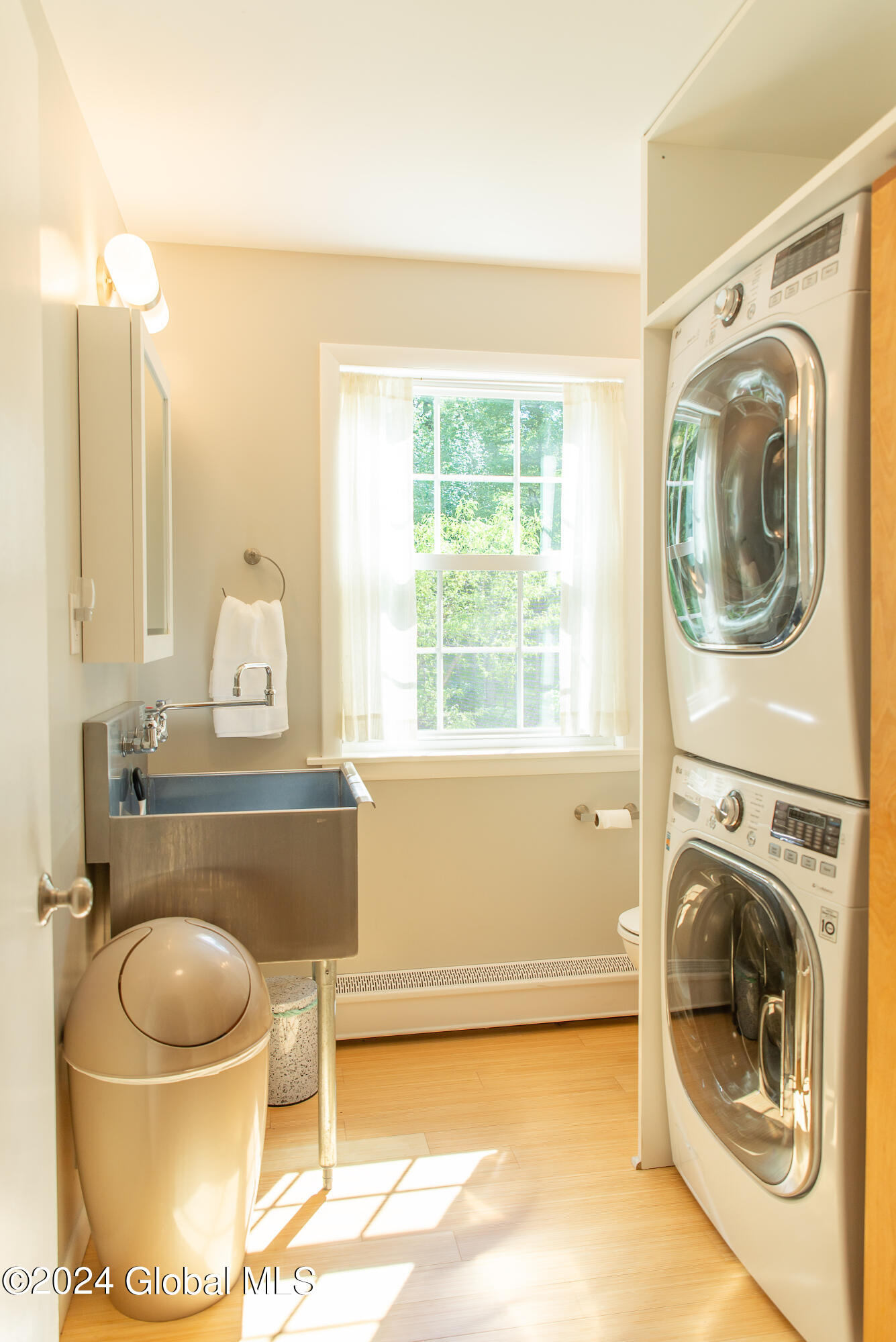 191 Cramer Road Malta, NY 12020 - Photo 10 of 41 Laundry and 1/2 Bath