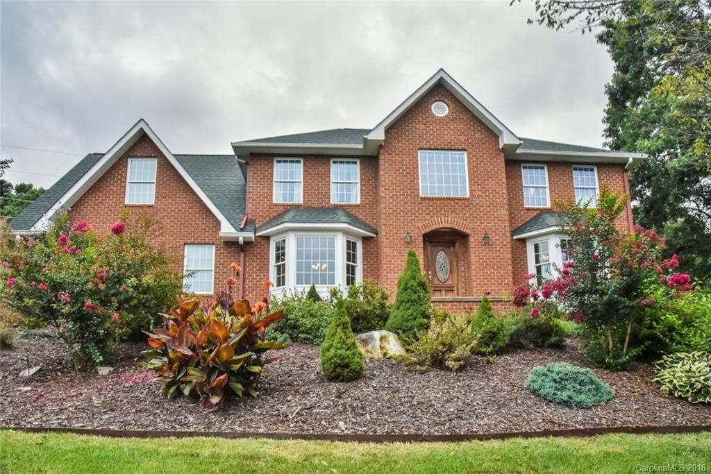 206 Bridle Path Candler, NC 28715 - Photo 2 of 24