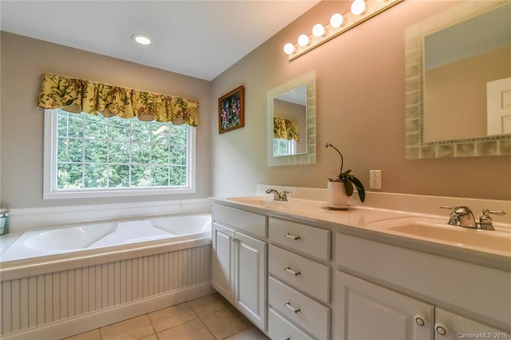 206 Bridle Path Candler, NC 28715 - Photo 14 of 24