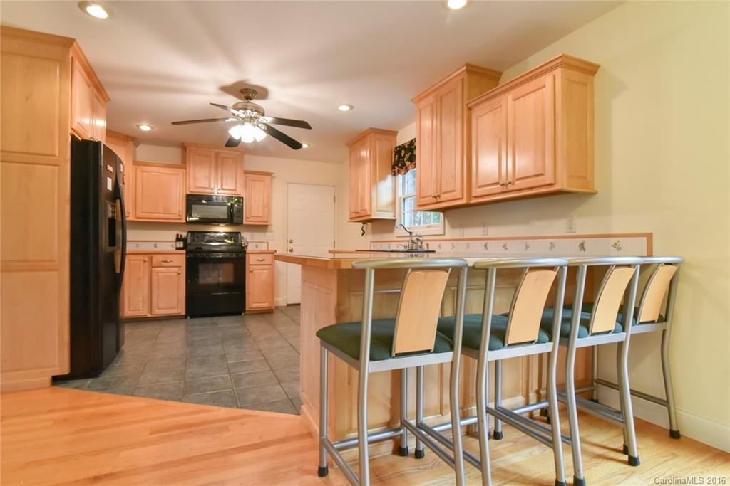 206 Bridle Path Candler, NC 28715 - Photo 7 of 24