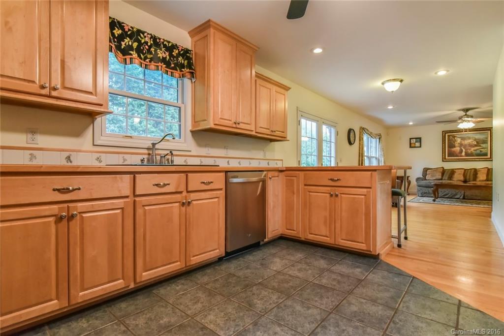 206 Bridle Path Candler, NC 28715 - Photo 9 of 24