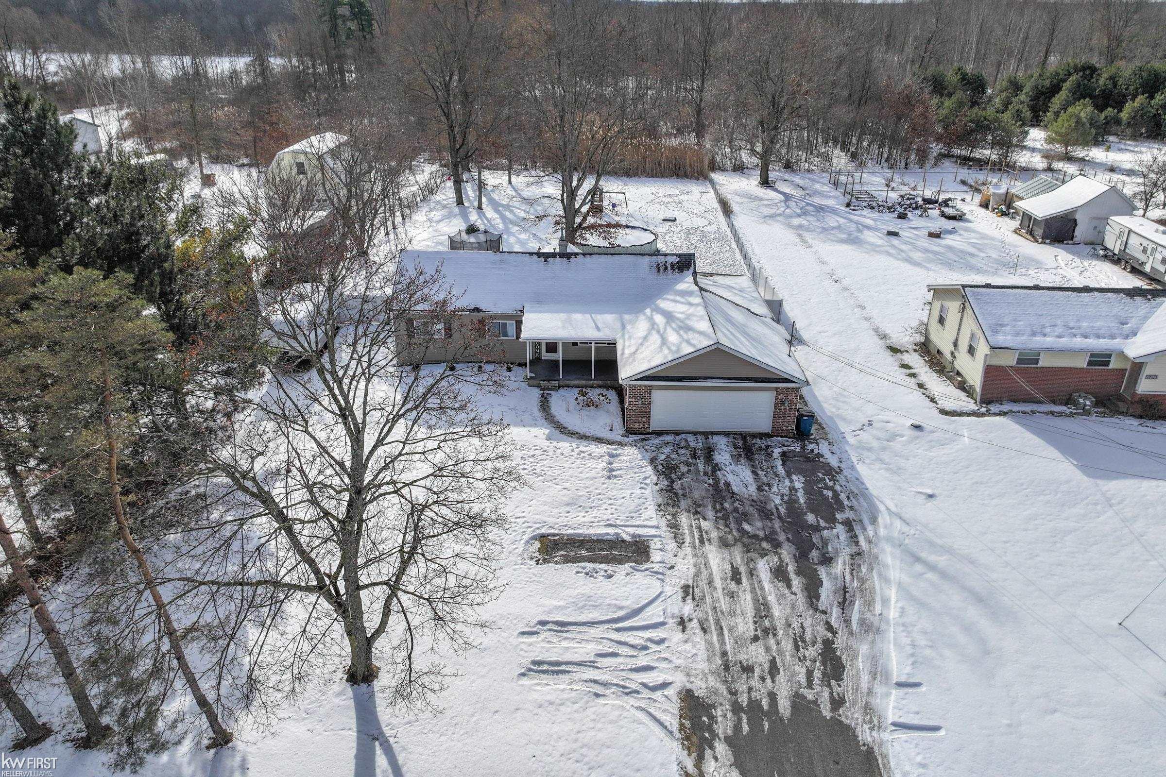 10114 East Mt Morris Road Davison, MI 48423 - Photo 37 of 43 50164973-3280c463-9236-4966-810f-e83f229ced3d.JPG