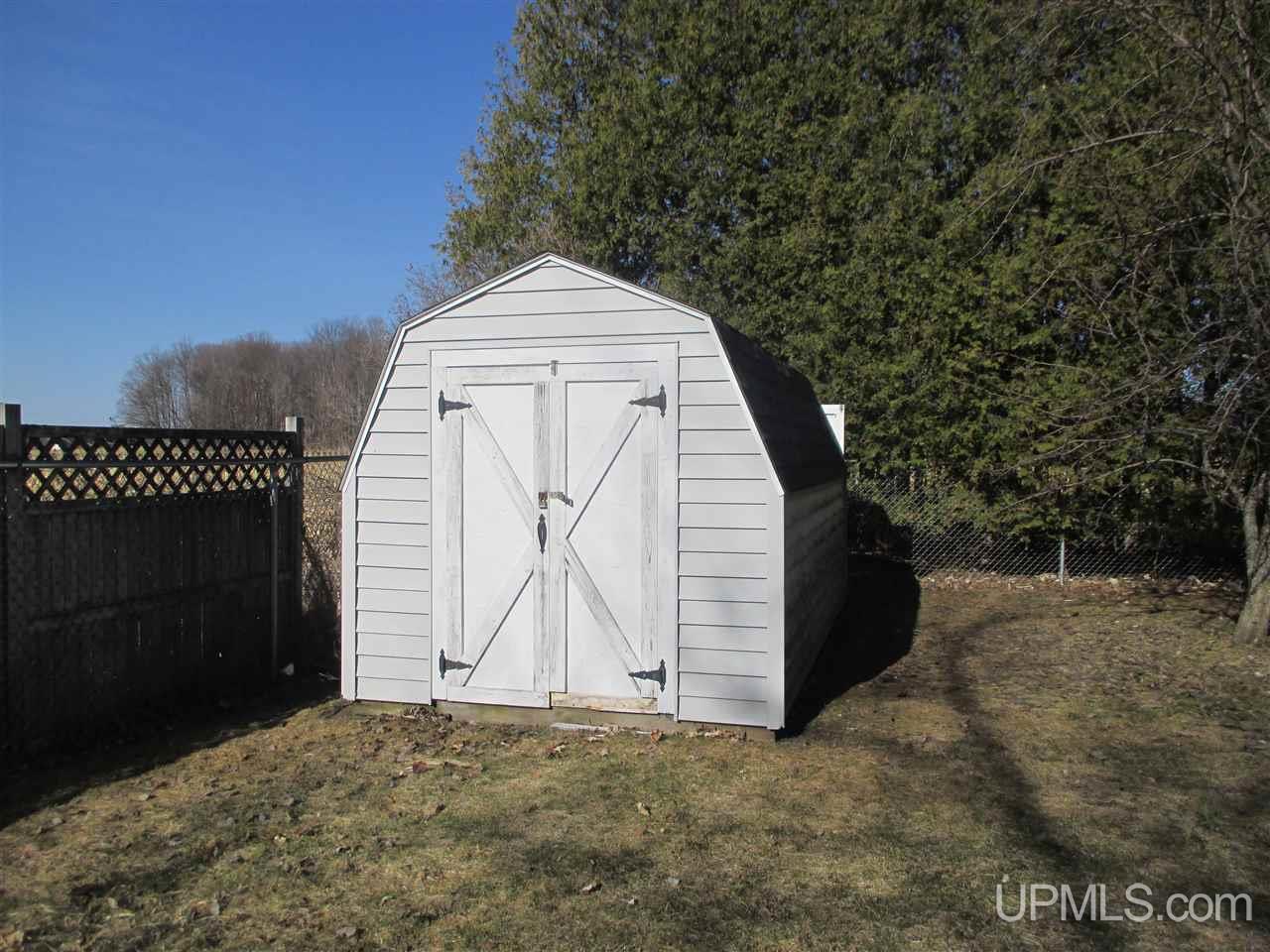 7843 County 426 M.5 Road Gladstone, MI 49837 - Photo 22 of 26 Gallery Image 22