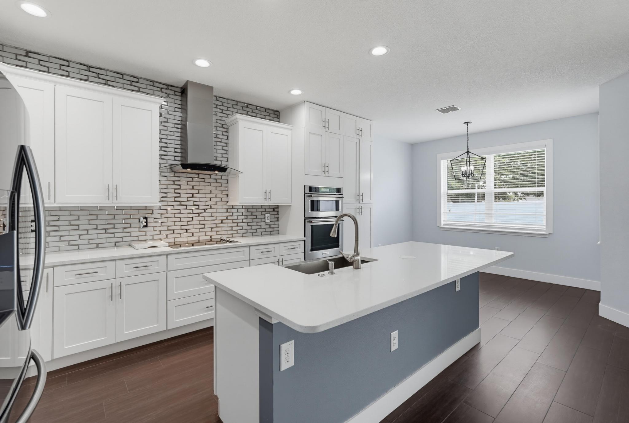2384 Southwest Salmon Road Port St. Lucie, FL 34953 - Photo 14 of 36 DSC05139