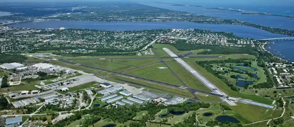 $1,400 | 1081 Southeast Monterey Road, Unit C12, Stuart, FL 34994