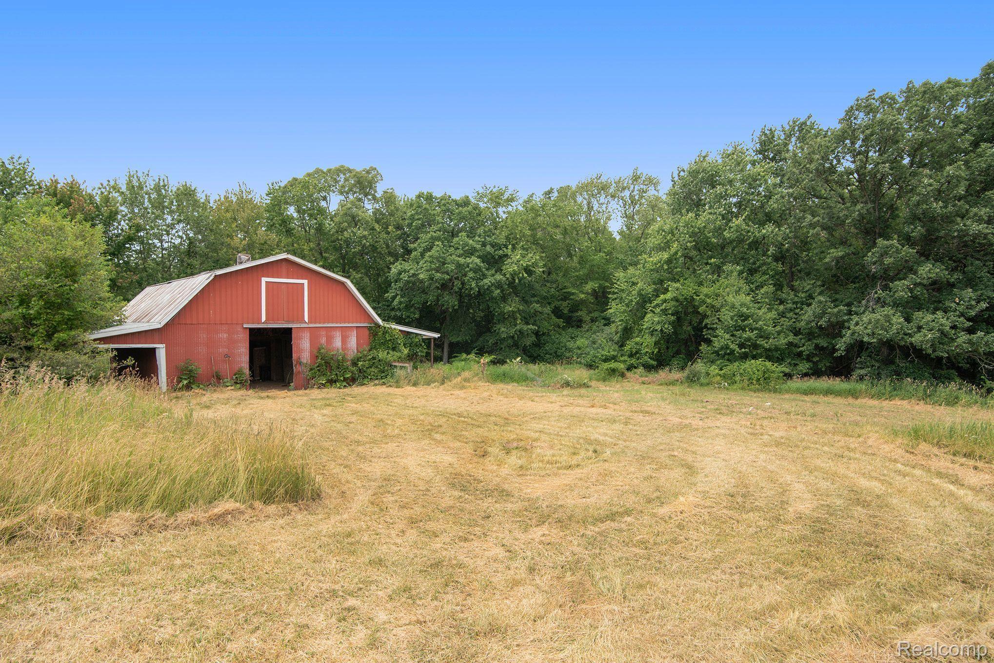 11358 Tipsico Lake Road Fenton, MI 48430 - Photo 24 of 34 Gallery Image 24
