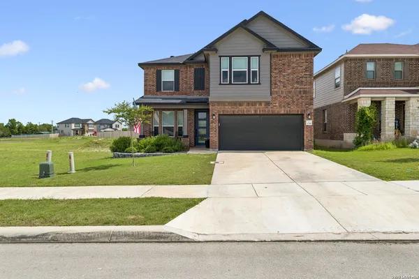 $509,777 | 139 East Flowing River Drive, Boerne, TX 78006