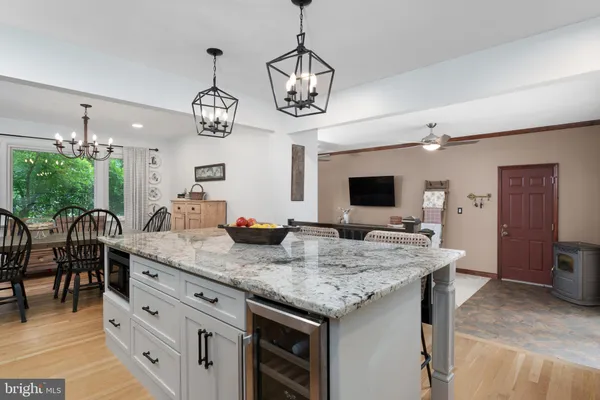 $560,000 | 19 Van Saun Drive, Ewing, NJ 08628