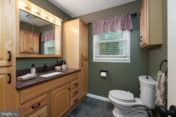 $560,000 | 19 Van Saun Drive, Ewing, NJ 08628