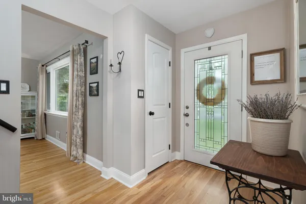 $560,000 | 19 Van Saun Drive, Ewing, NJ 08628