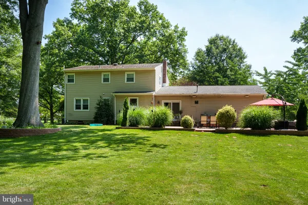 $560,000 | 19 Van Saun Drive, Ewing, NJ 08628