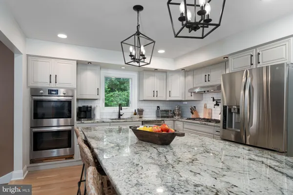 $560,000 | 19 Van Saun Drive, Ewing, NJ 08628