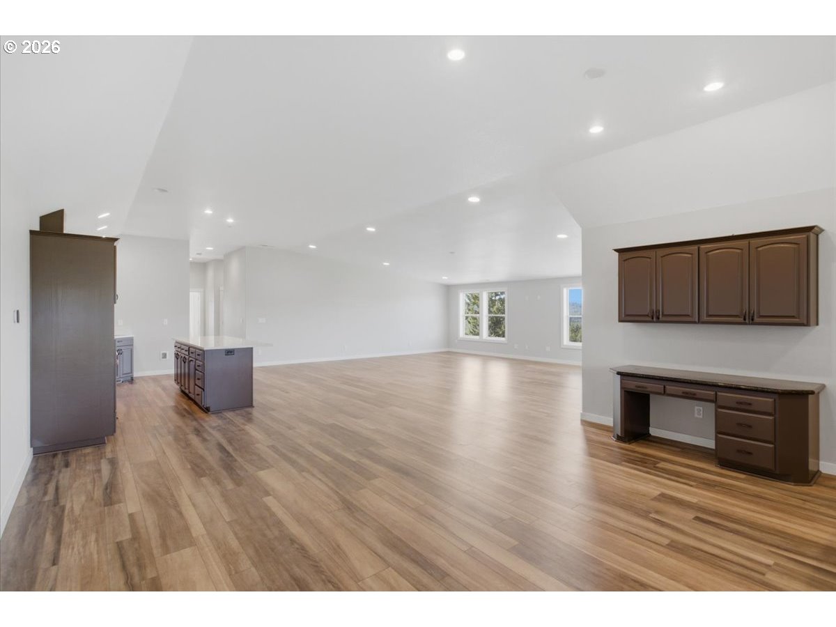 27579 Riggs Hill Road Foster, OR 97345 - Photo 14 of 37