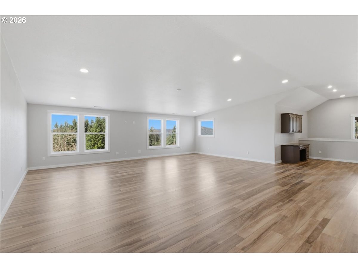 27579 Riggs Hill Road Foster, OR 97345 - Photo 15 of 37