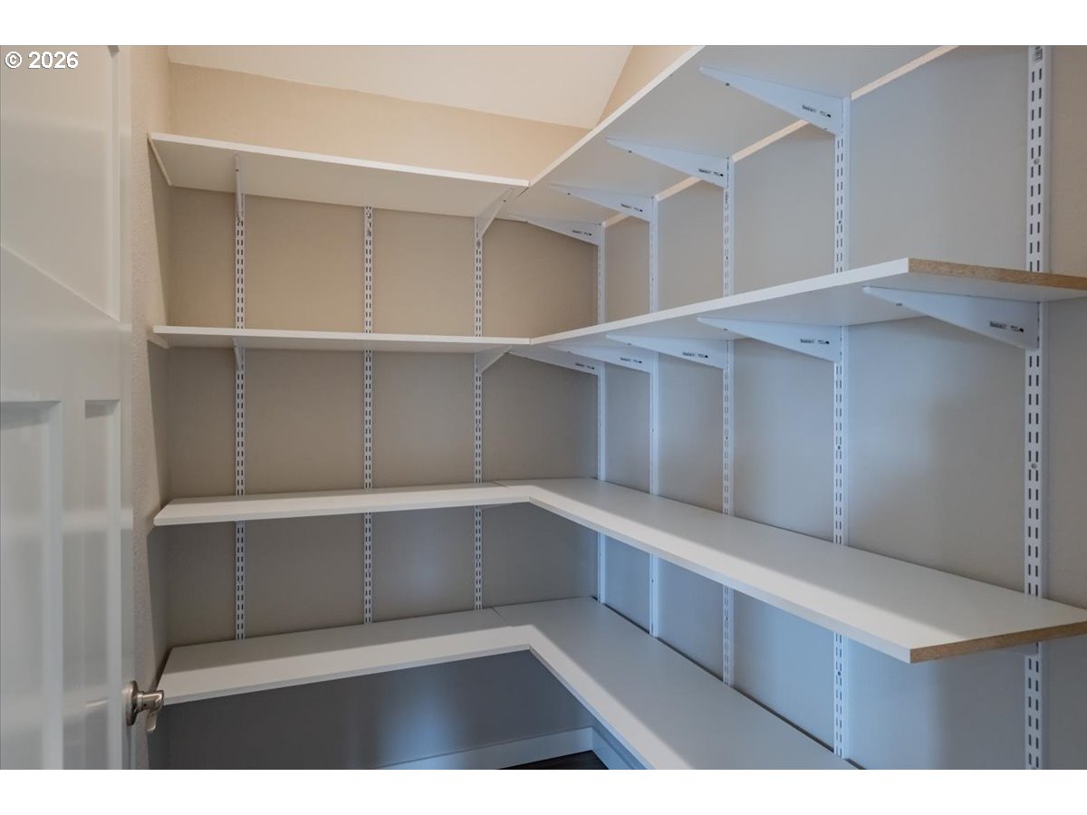 27579 Riggs Hill Road Foster, OR 97345 - Photo 17 of 37