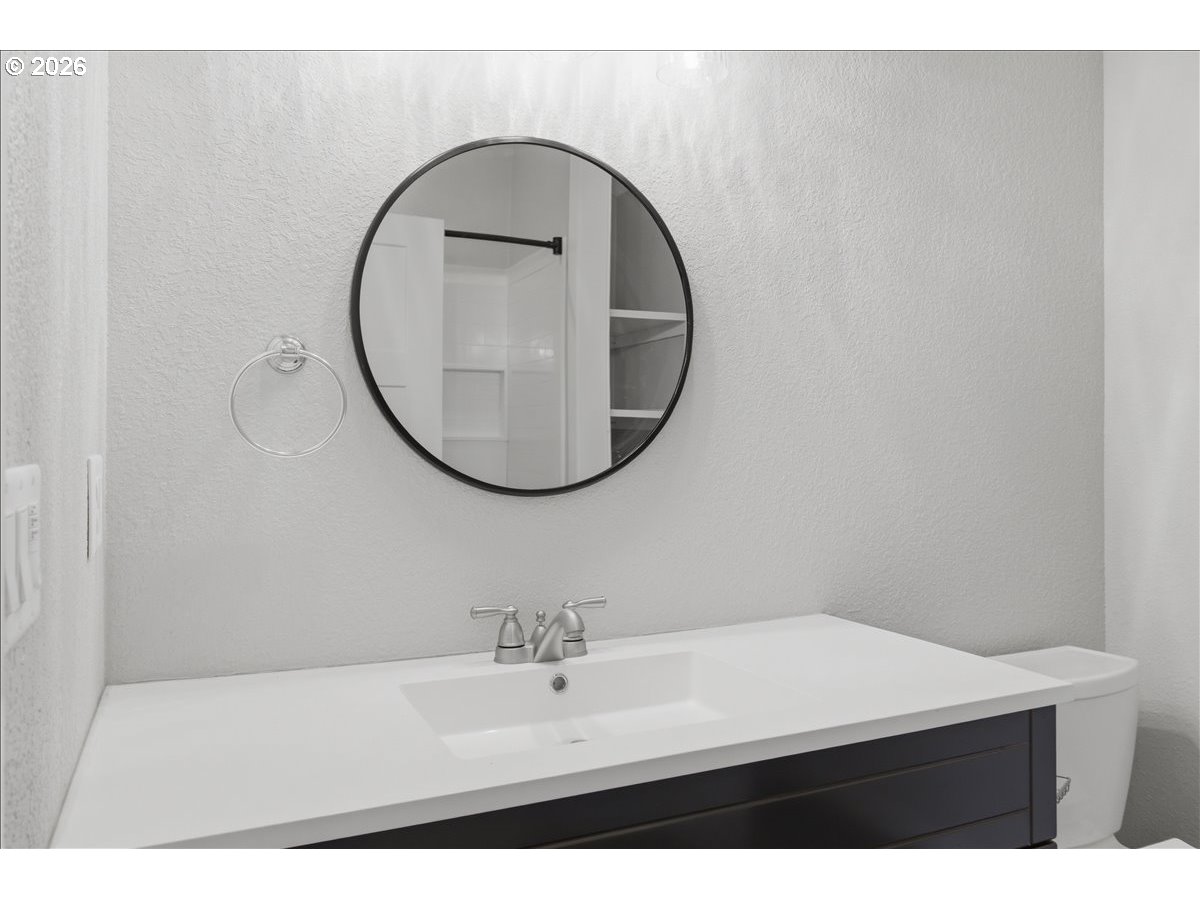 27579 Riggs Hill Road Foster, OR 97345 - Photo 22 of 37