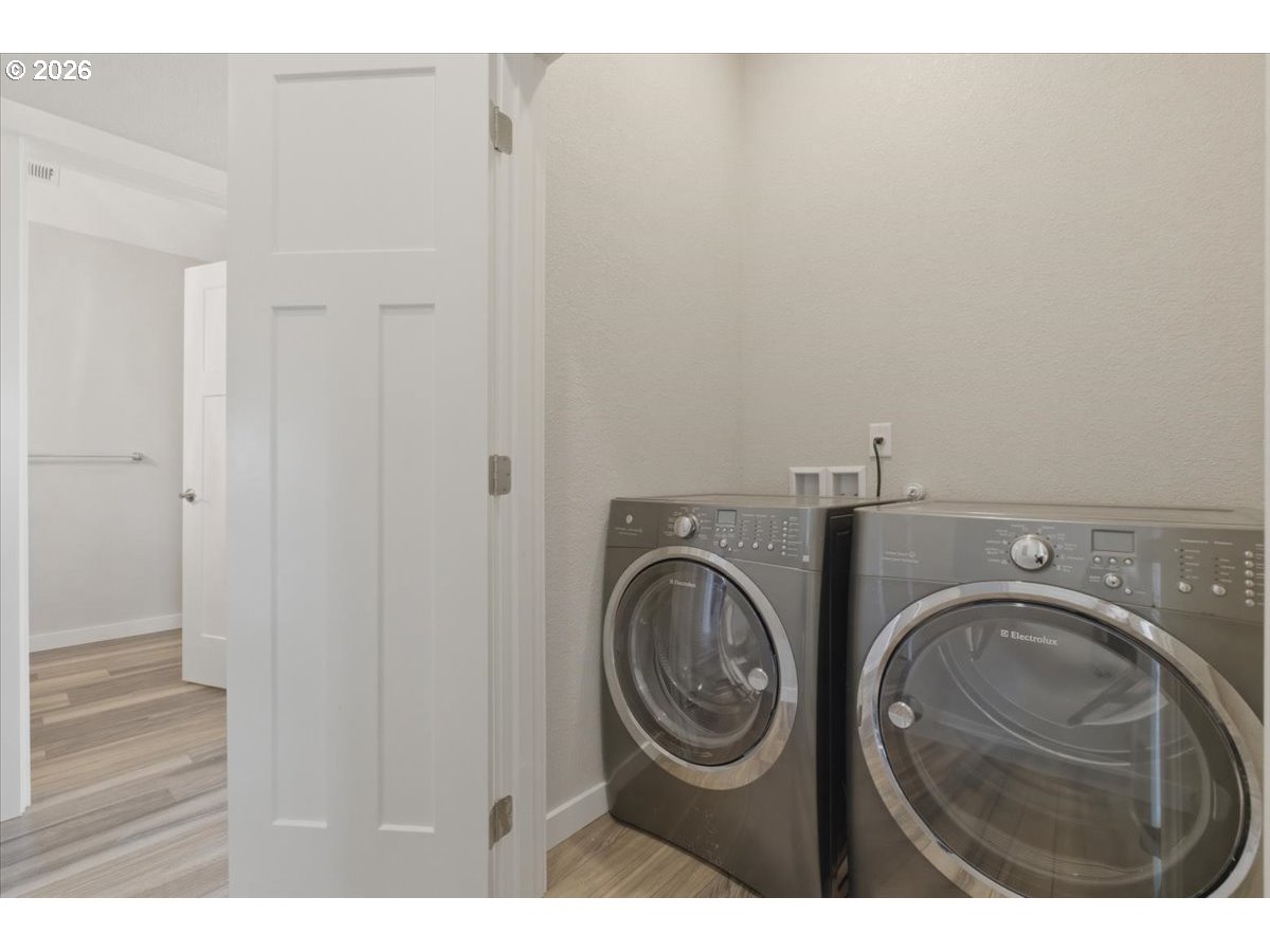 27579 Riggs Hill Road Foster, OR 97345 - Photo 24 of 37