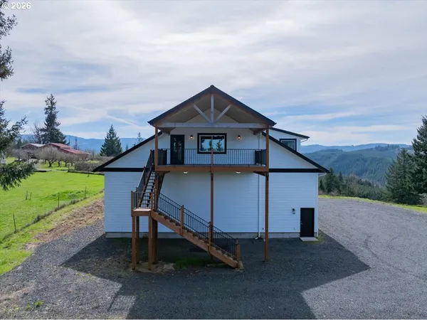 $700,000 | 27579 Riggs Hill Road, Foster, OR 97345