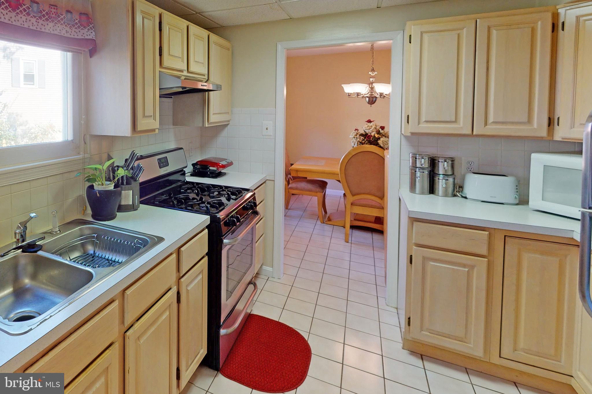 9104 Montague Court Laurel, MD 20708 - Photo 7 of 21