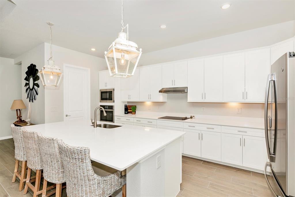 12733 Tulum Loop Venice, FL 34293 - Photo 8 of 86