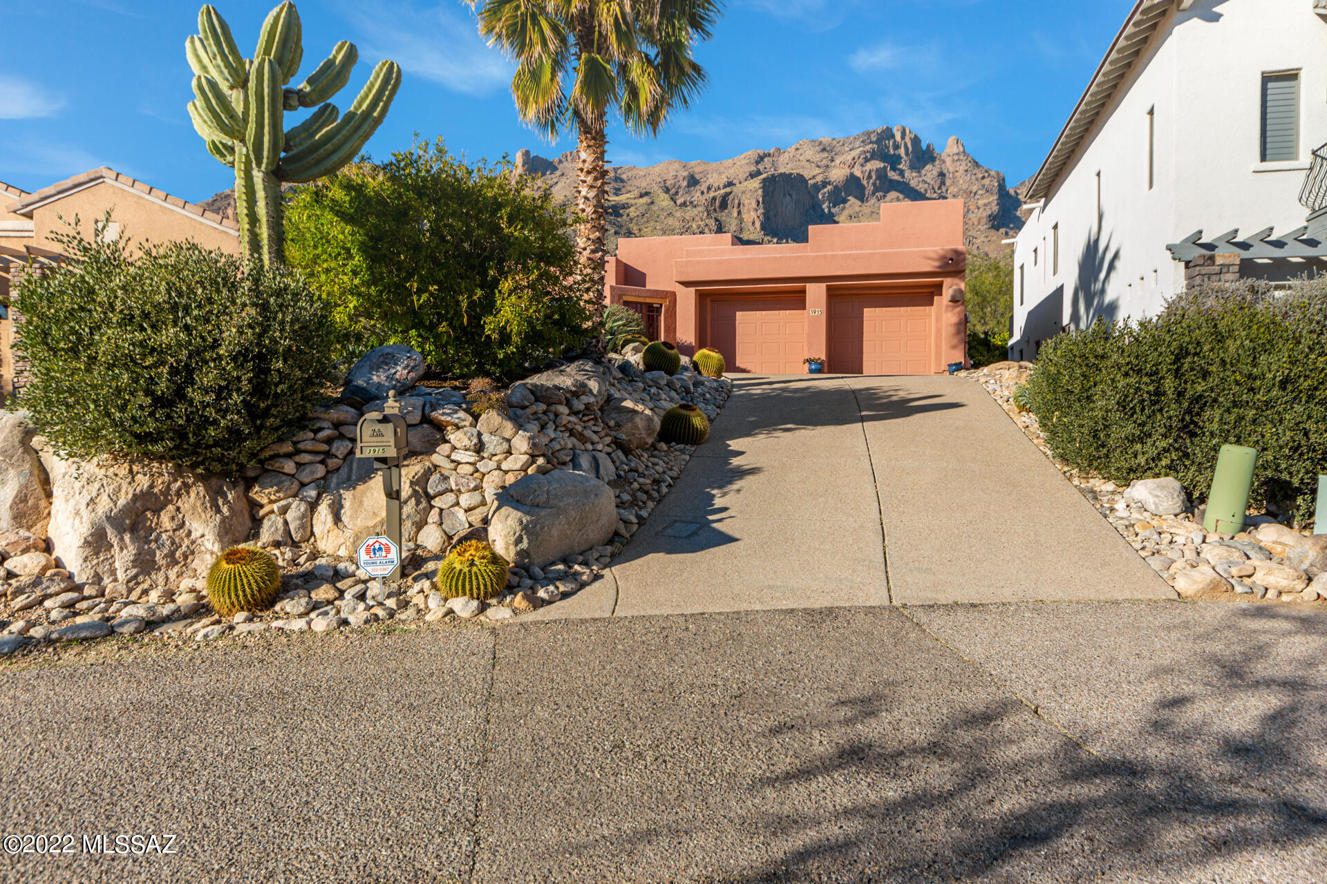 3915 East Ina Road Tucson, AZ 85718 - Photo 4 of 19 Gallery Image 4