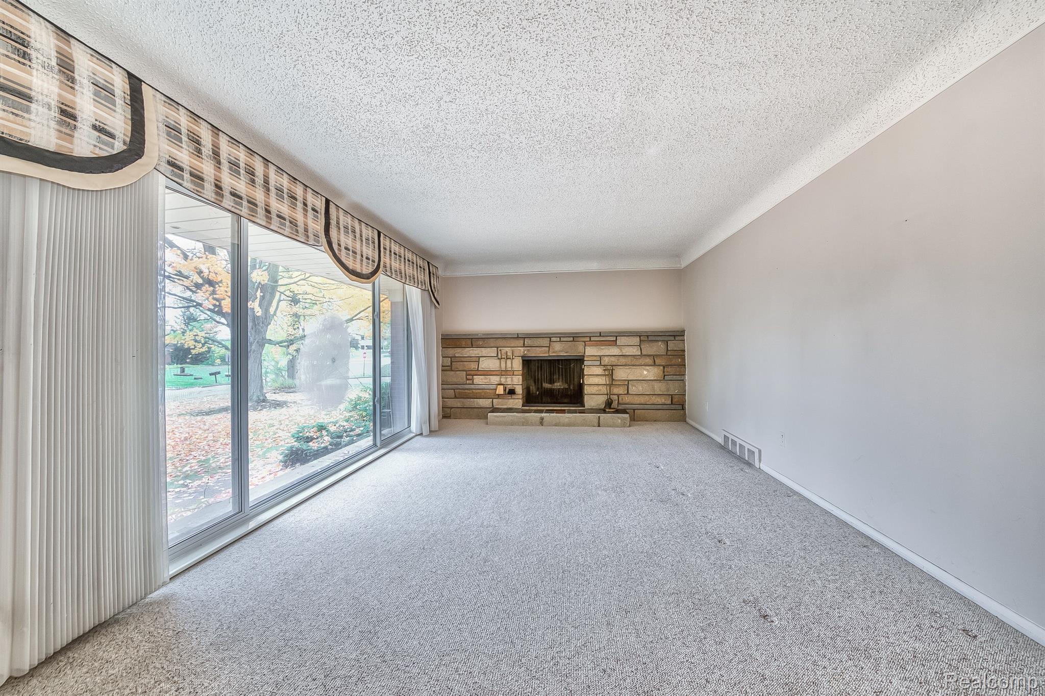 Living room with natural fireplace