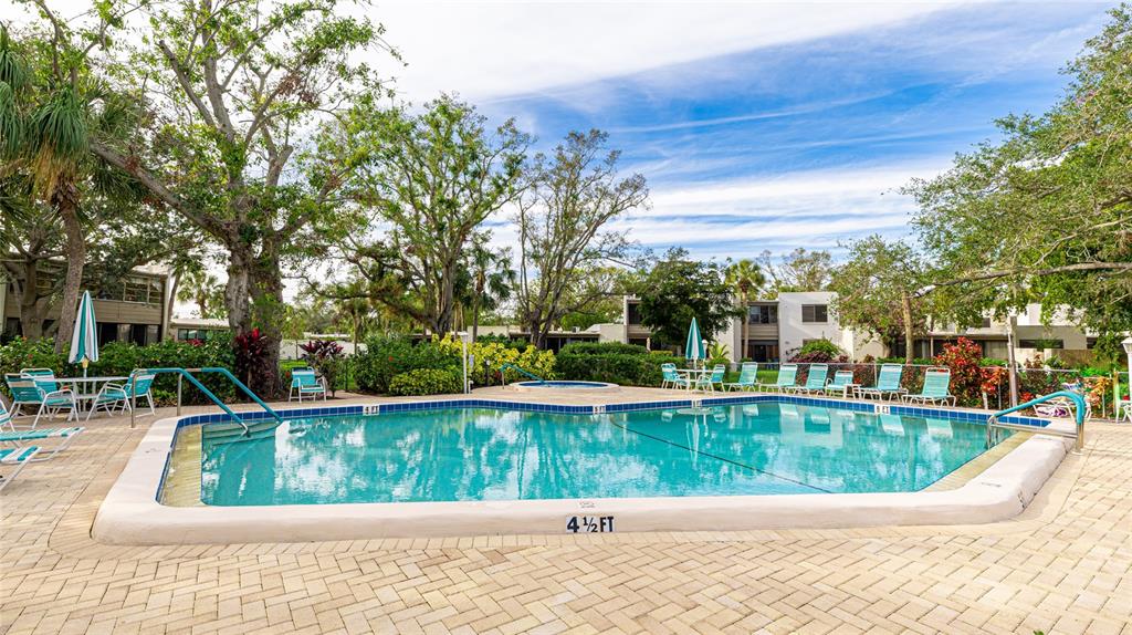 527 Spring Lakes Boulevard Bradenton, FL 34210 - Photo 36 of 41 a view of swimming pool from a balcony